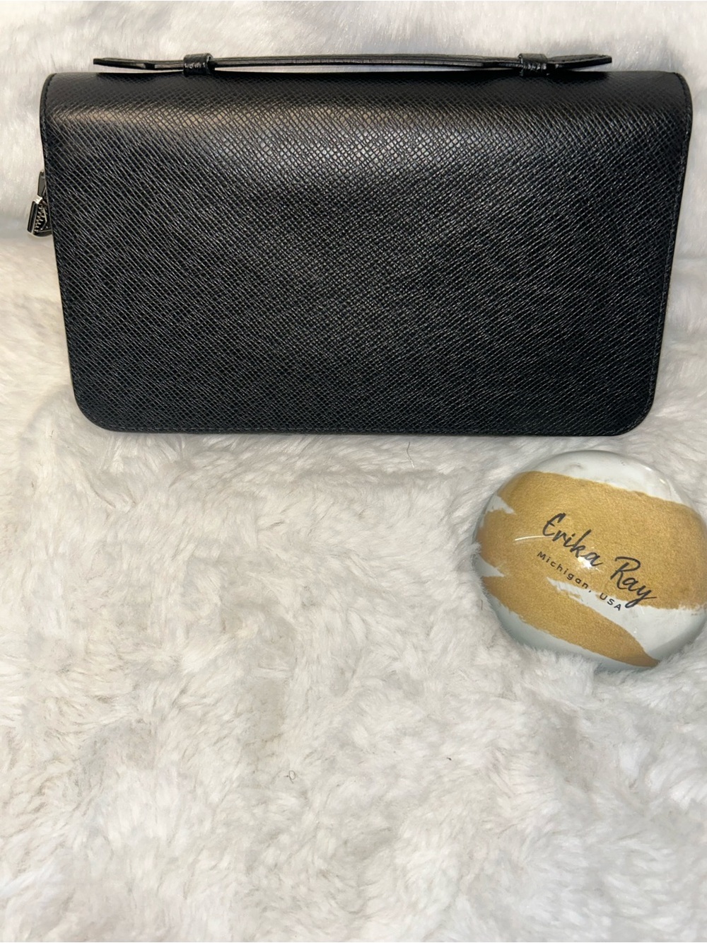 Louis Vuitton Black Taiga Leather Organizer Wallet- BEAUTIFUL CONDITION‎